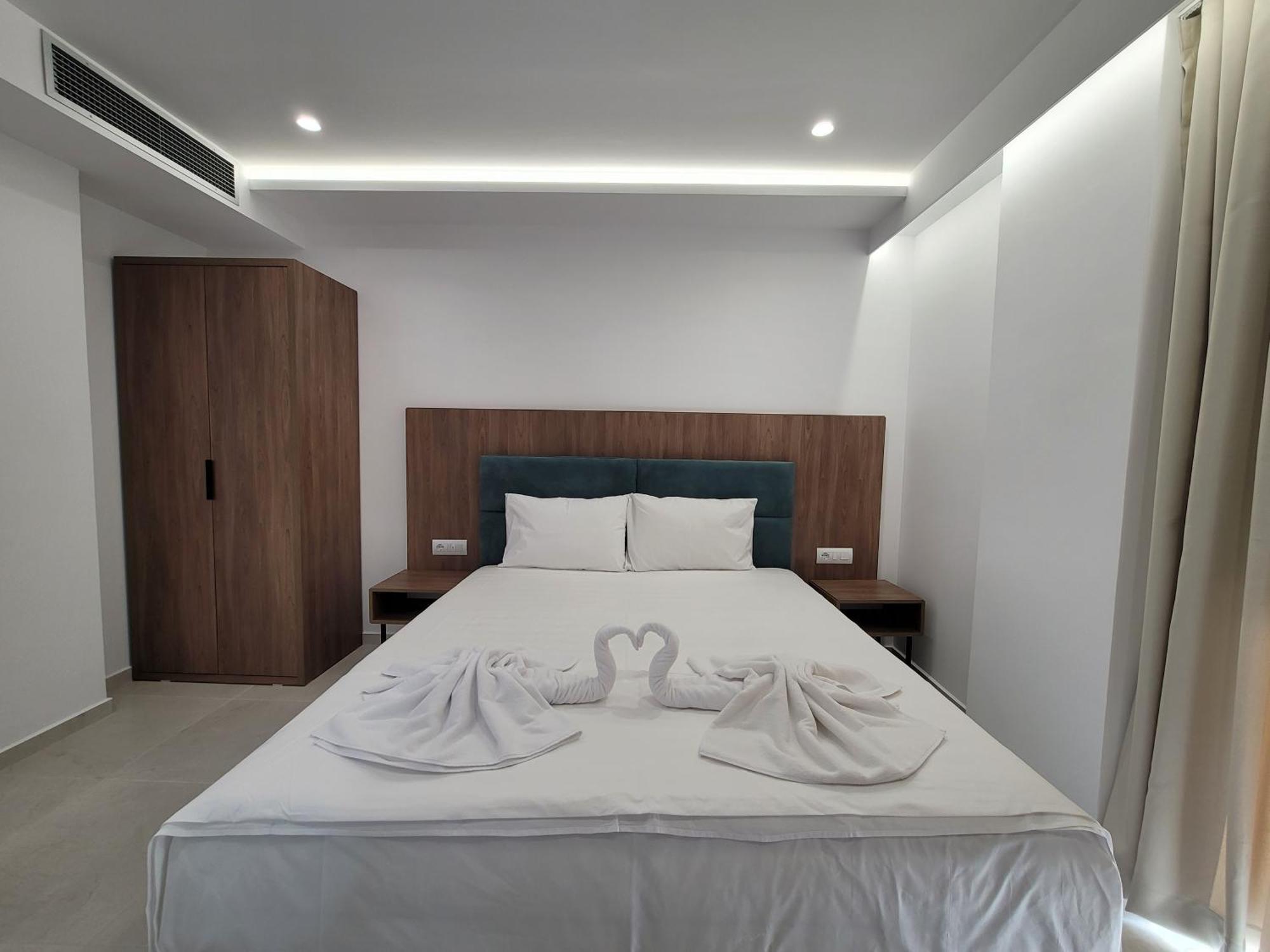 Prestige Hotel Ksamil Eksteriør bilde