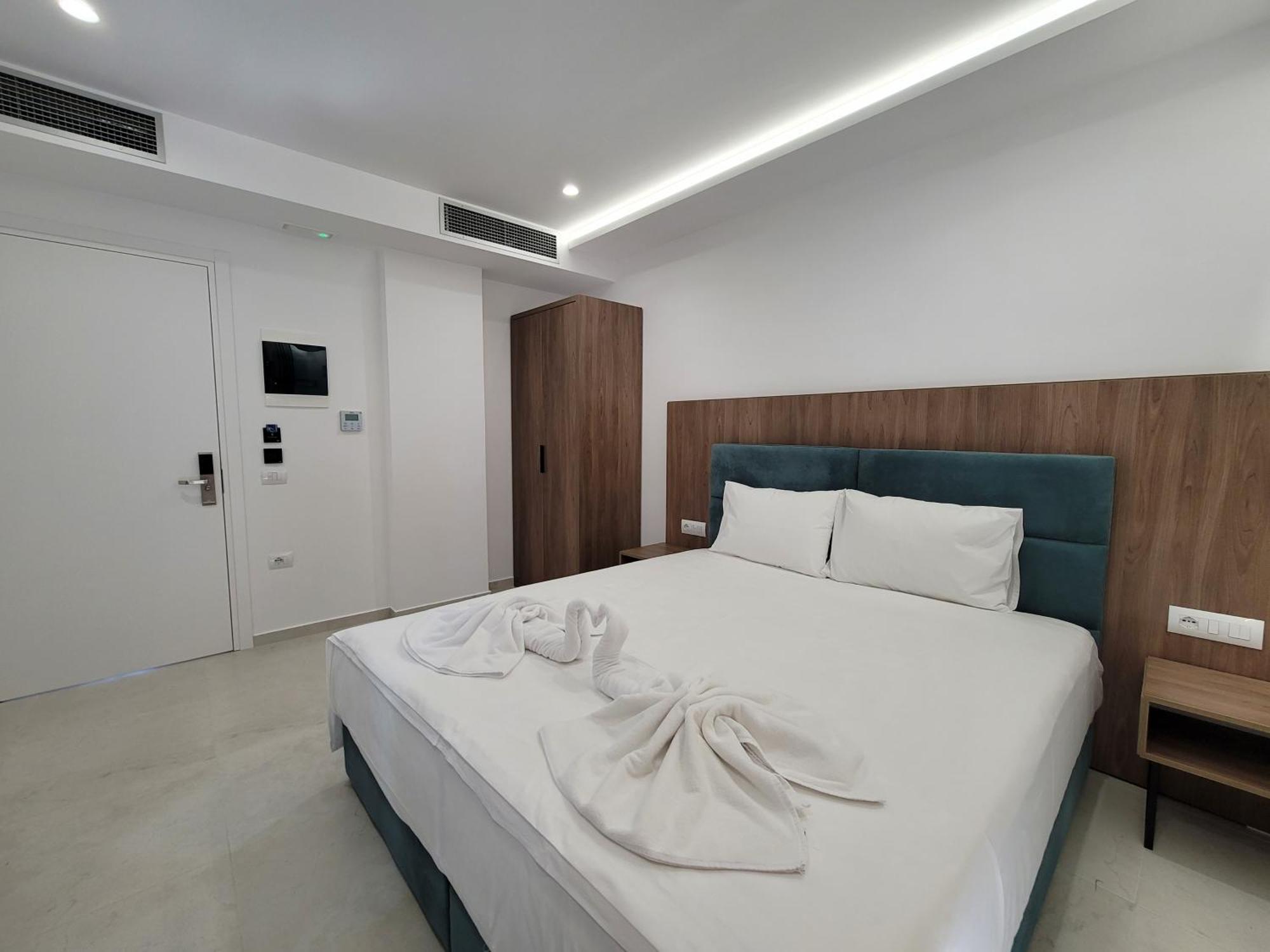 Prestige Hotel Ksamil Eksteriør bilde