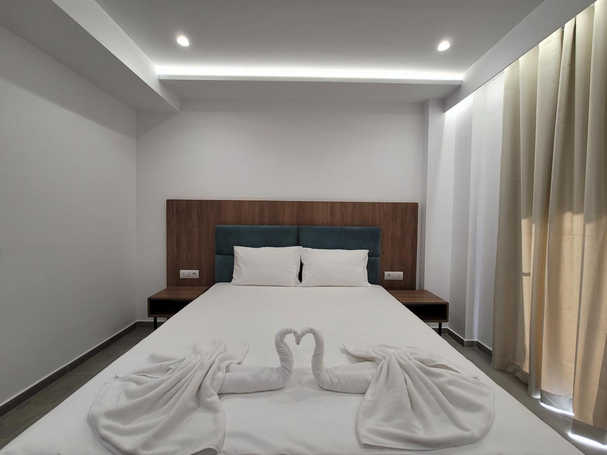 Prestige Hotel Ksamil Eksteriør bilde