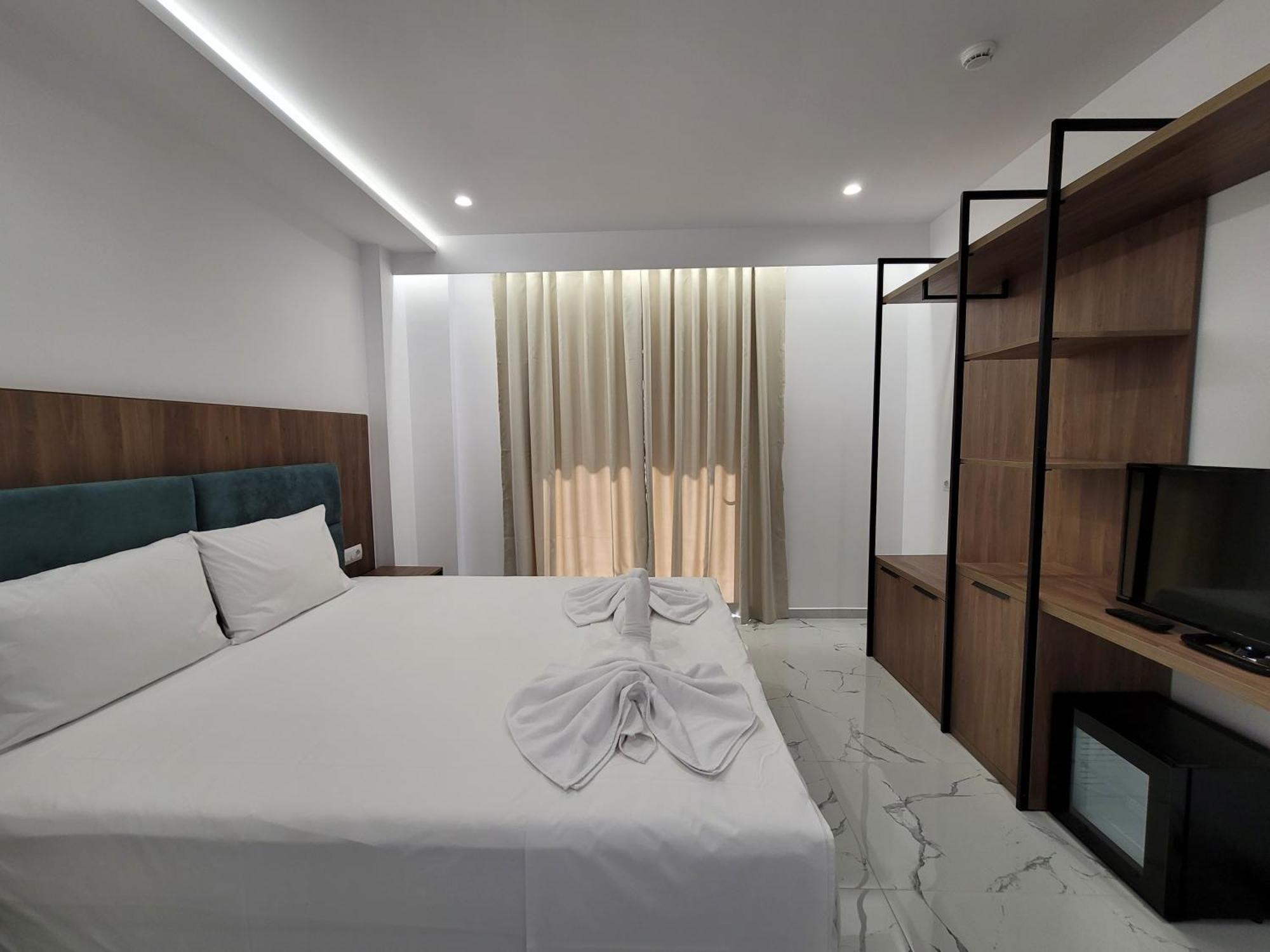 Prestige Hotel Ksamil Eksteriør bilde