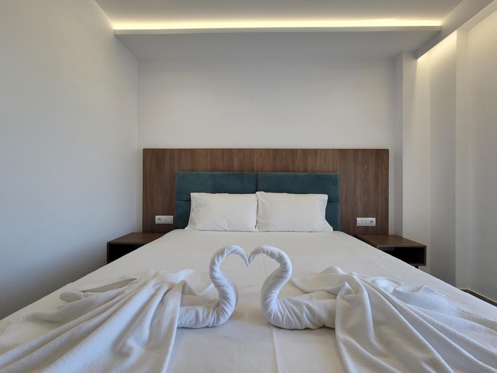 Prestige Hotel Ksamil Eksteriør bilde