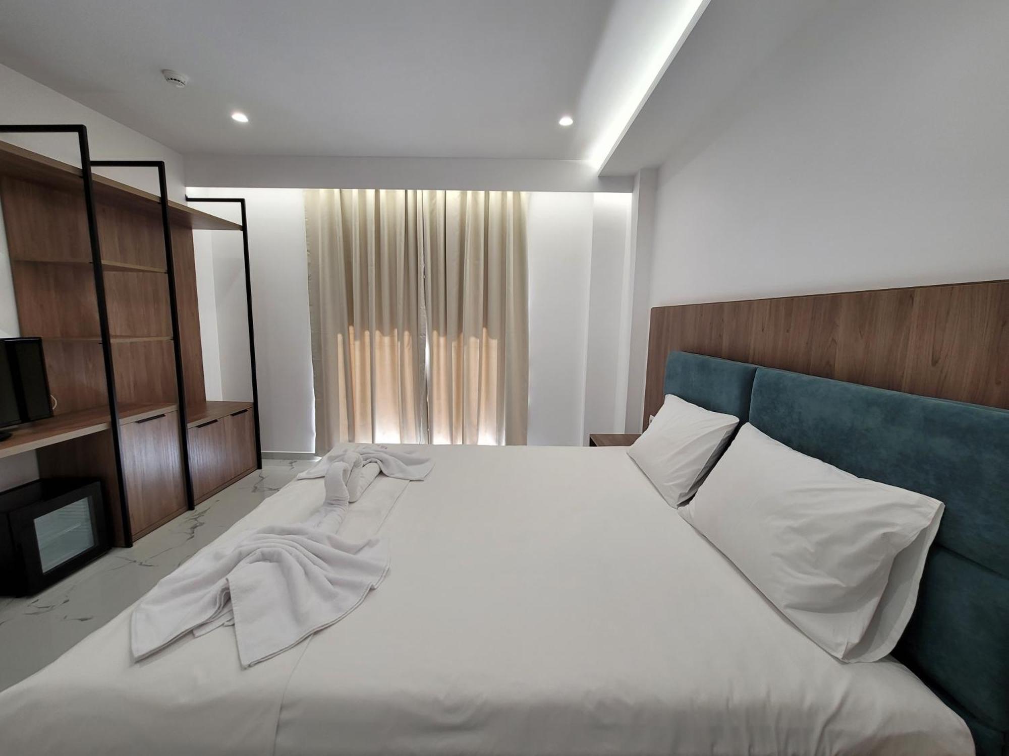 Prestige Hotel Ksamil Eksteriør bilde