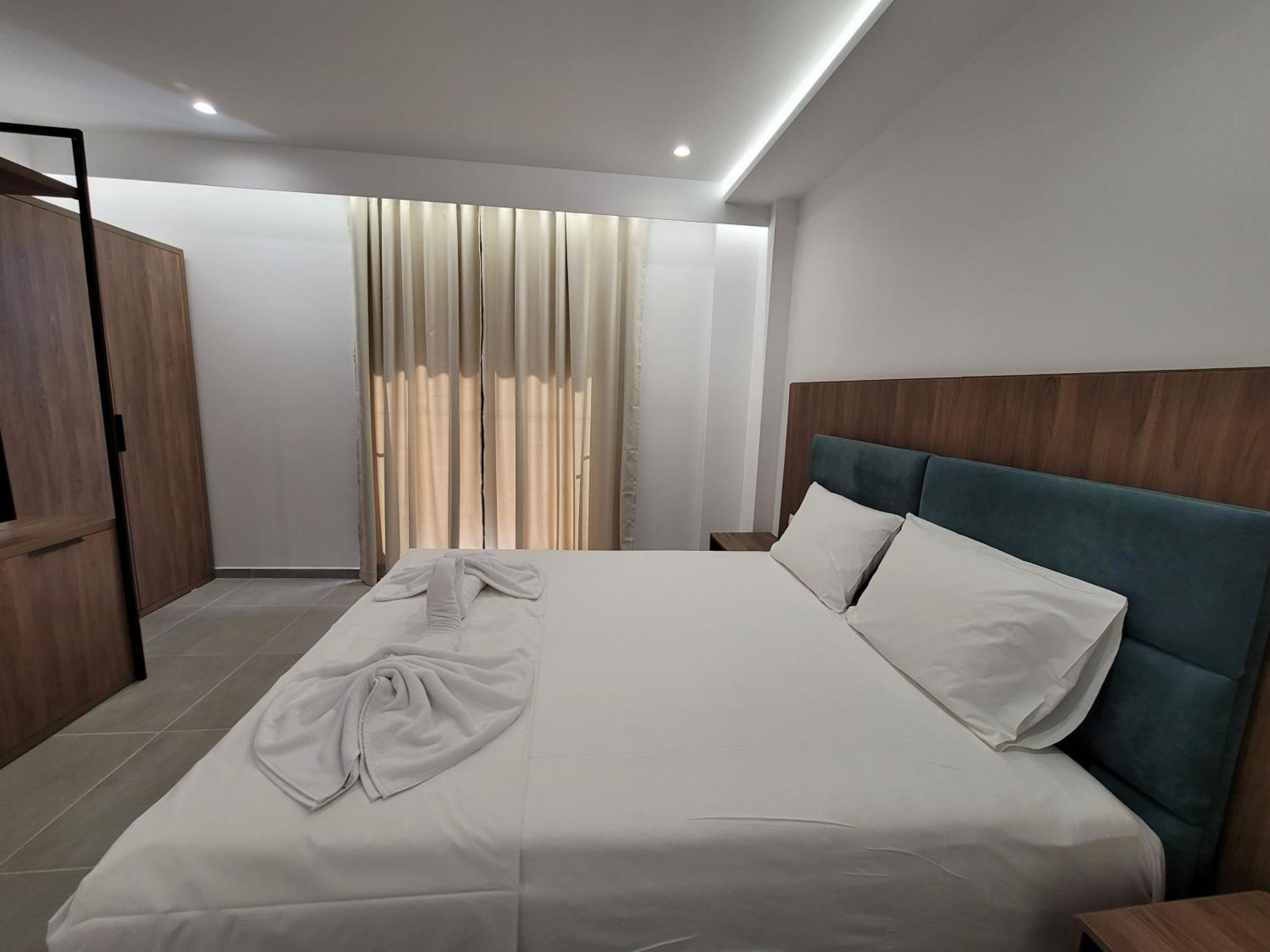 Prestige Hotel Ksamil Eksteriør bilde