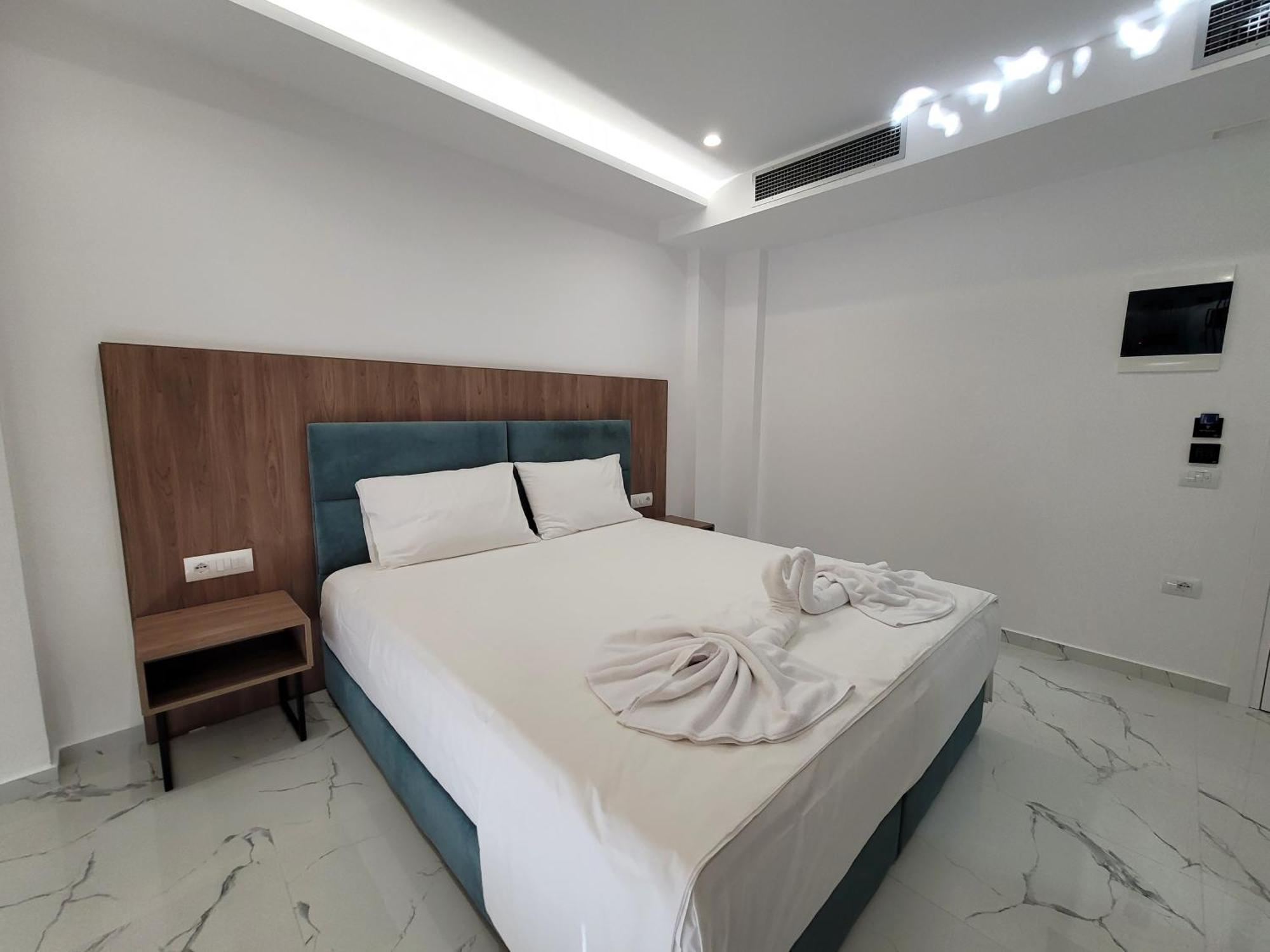 Prestige Hotel Ksamil Eksteriør bilde