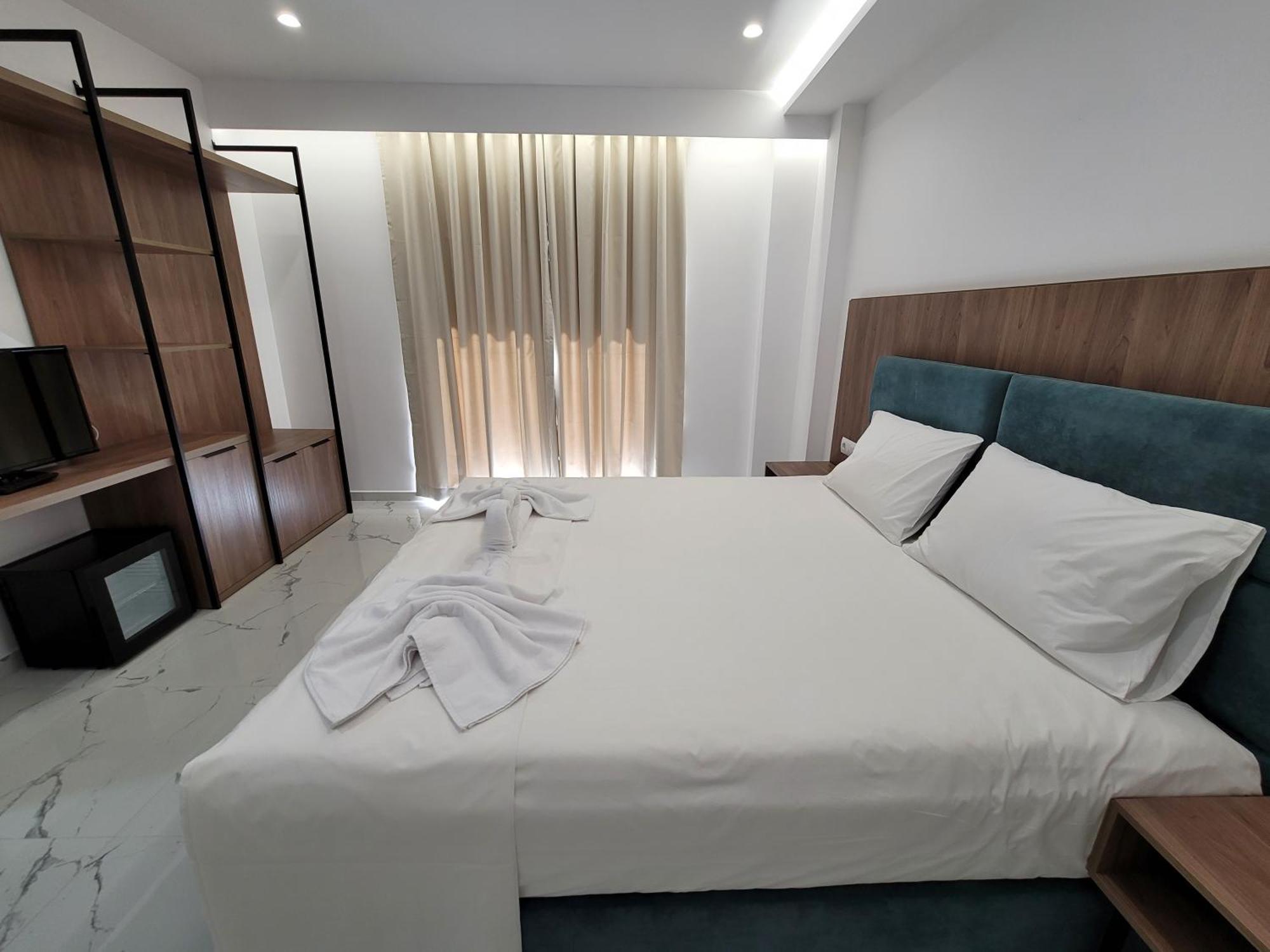 Prestige Hotel Ksamil Eksteriør bilde