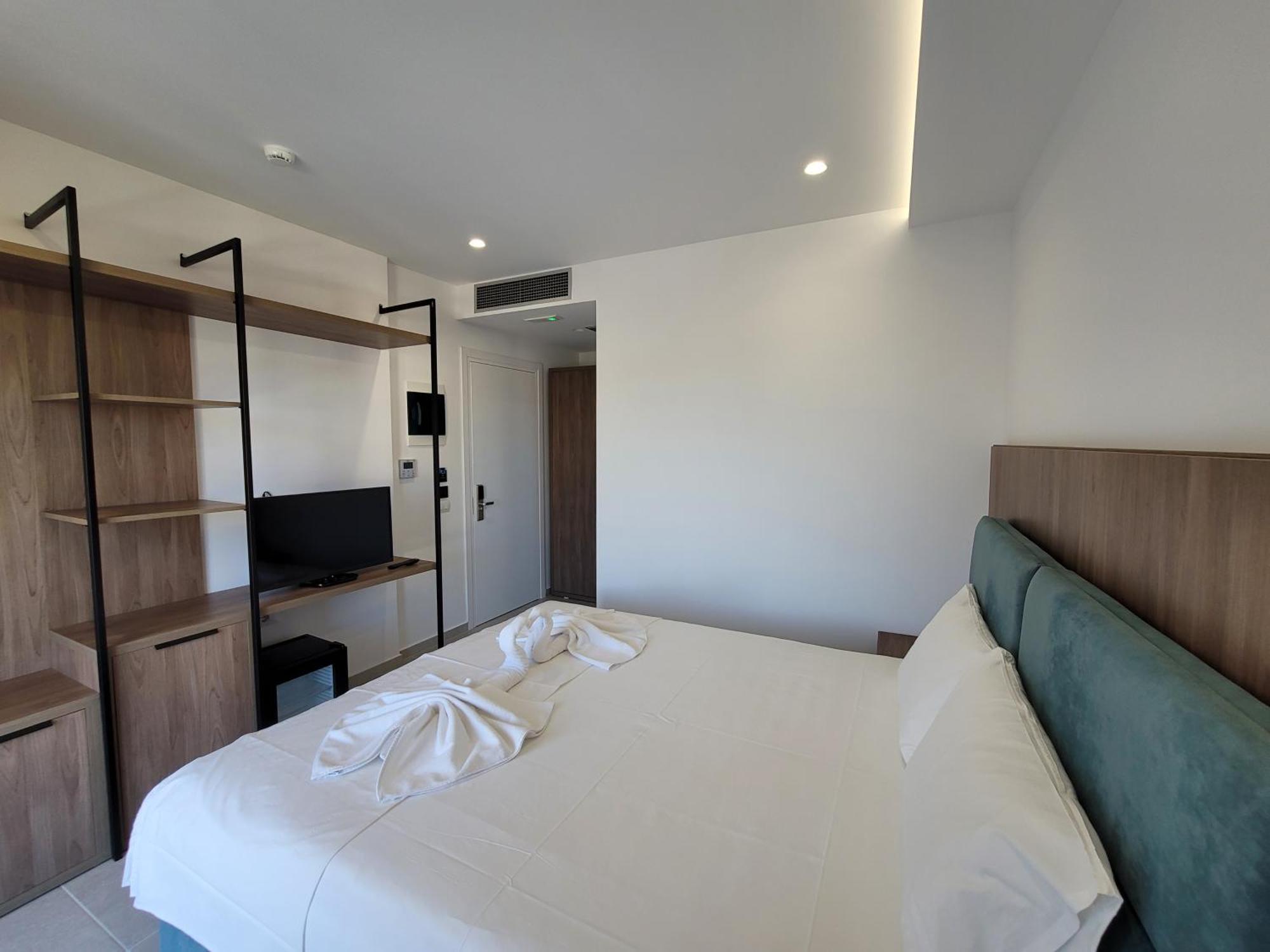 Prestige Hotel Ksamil Eksteriør bilde