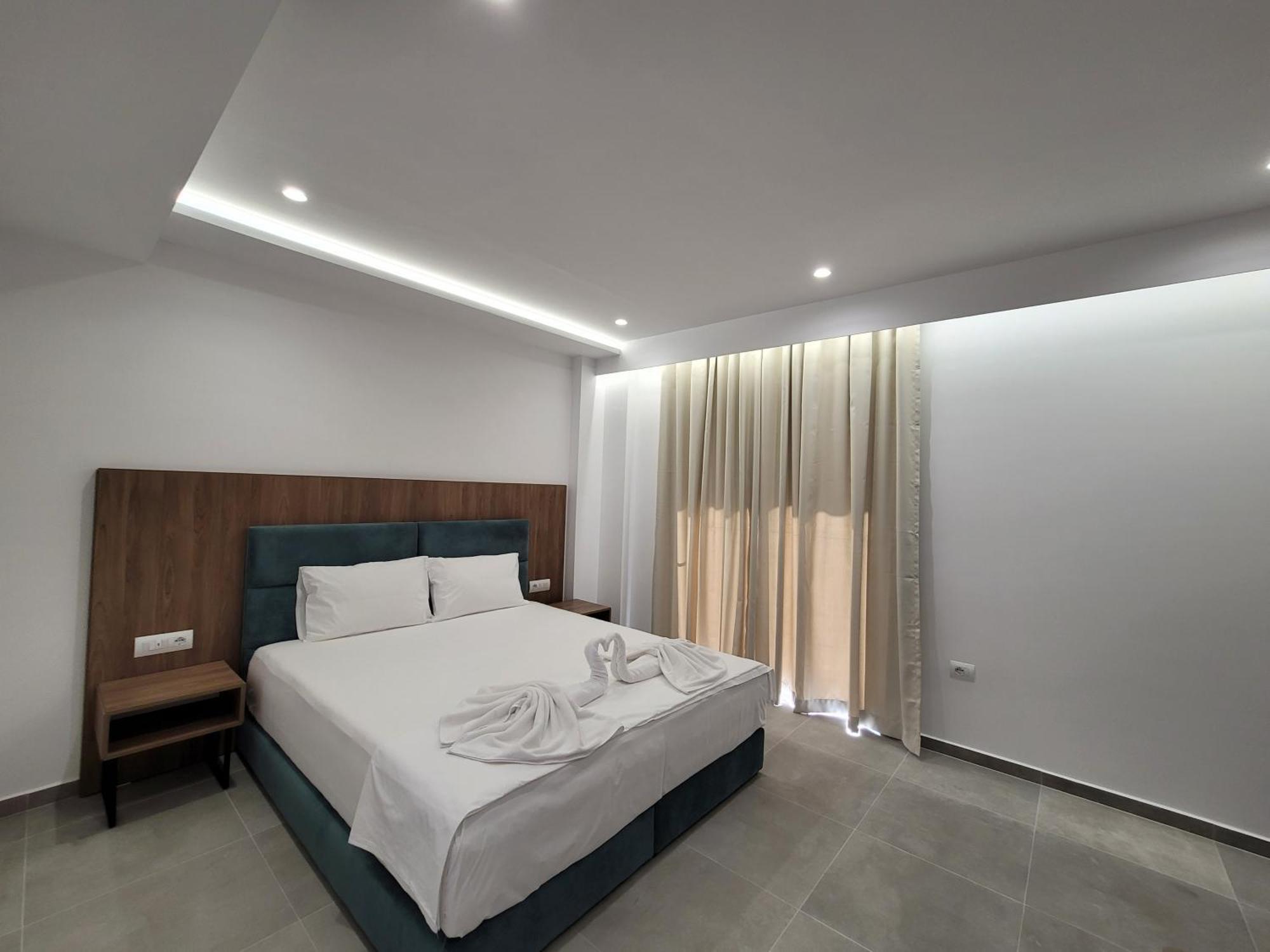 Prestige Hotel Ksamil Eksteriør bilde
