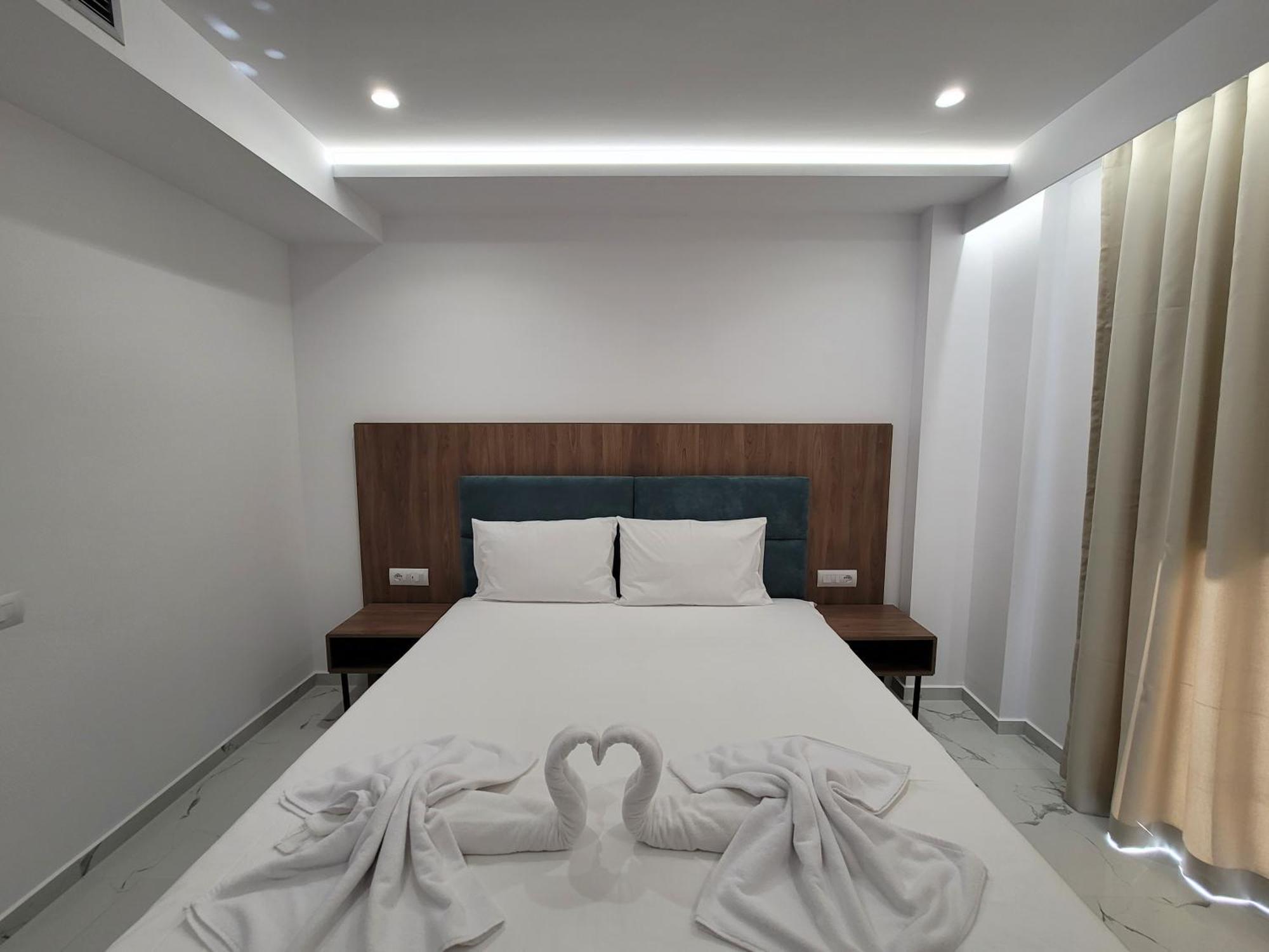 Prestige Hotel Ksamil Eksteriør bilde